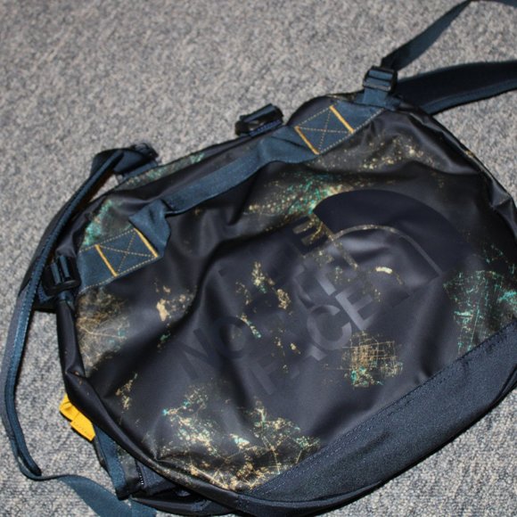 The North Face Base Camp Duffel - L - Picture 2 of 9